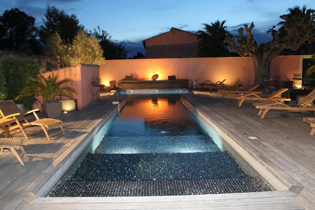 Le Mas De Gleyzes B&B De Charme Lédenon Eksteriør billede