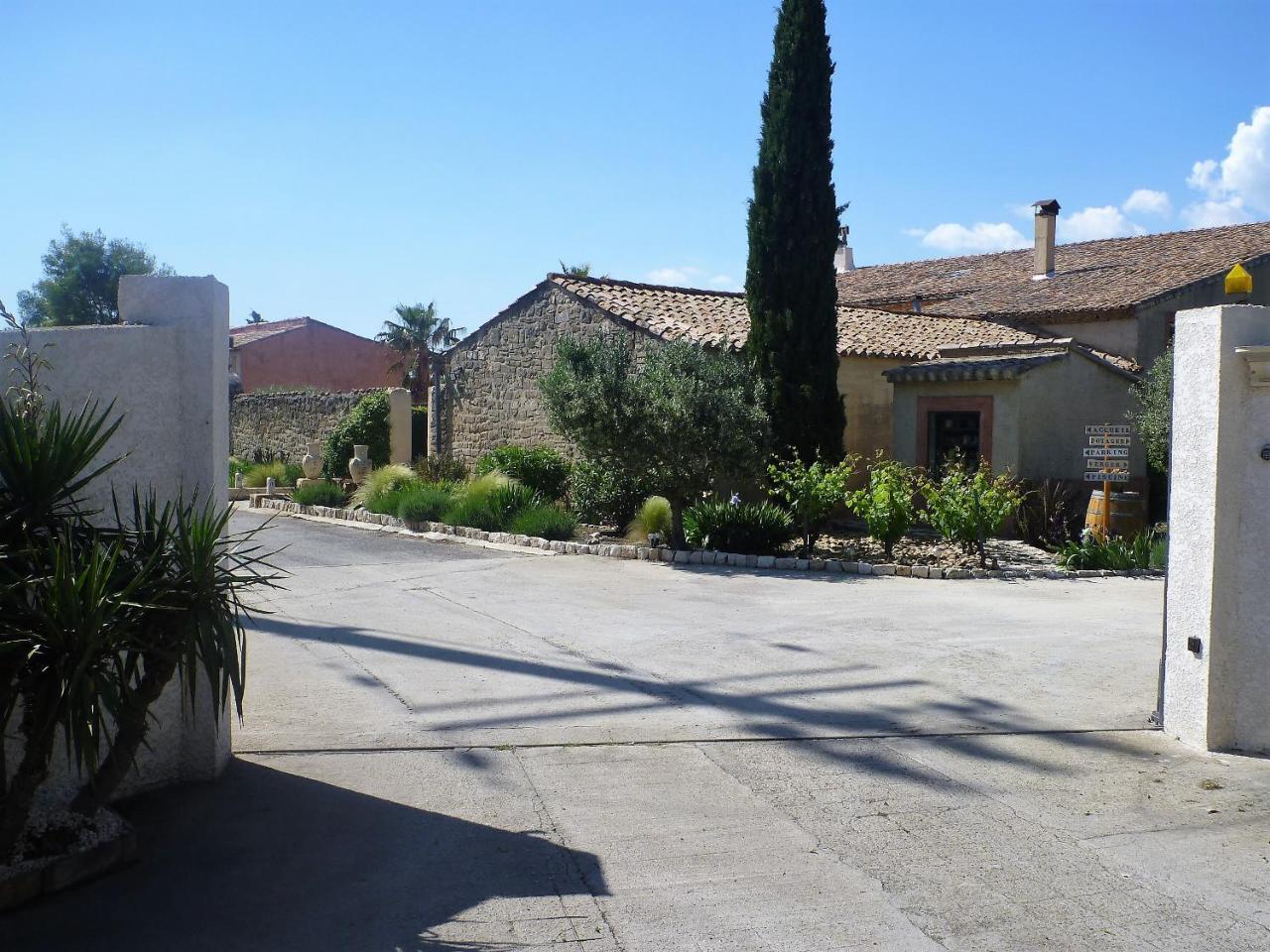 Le Mas De Gleyzes B&B De Charme Lédenon Eksteriør billede